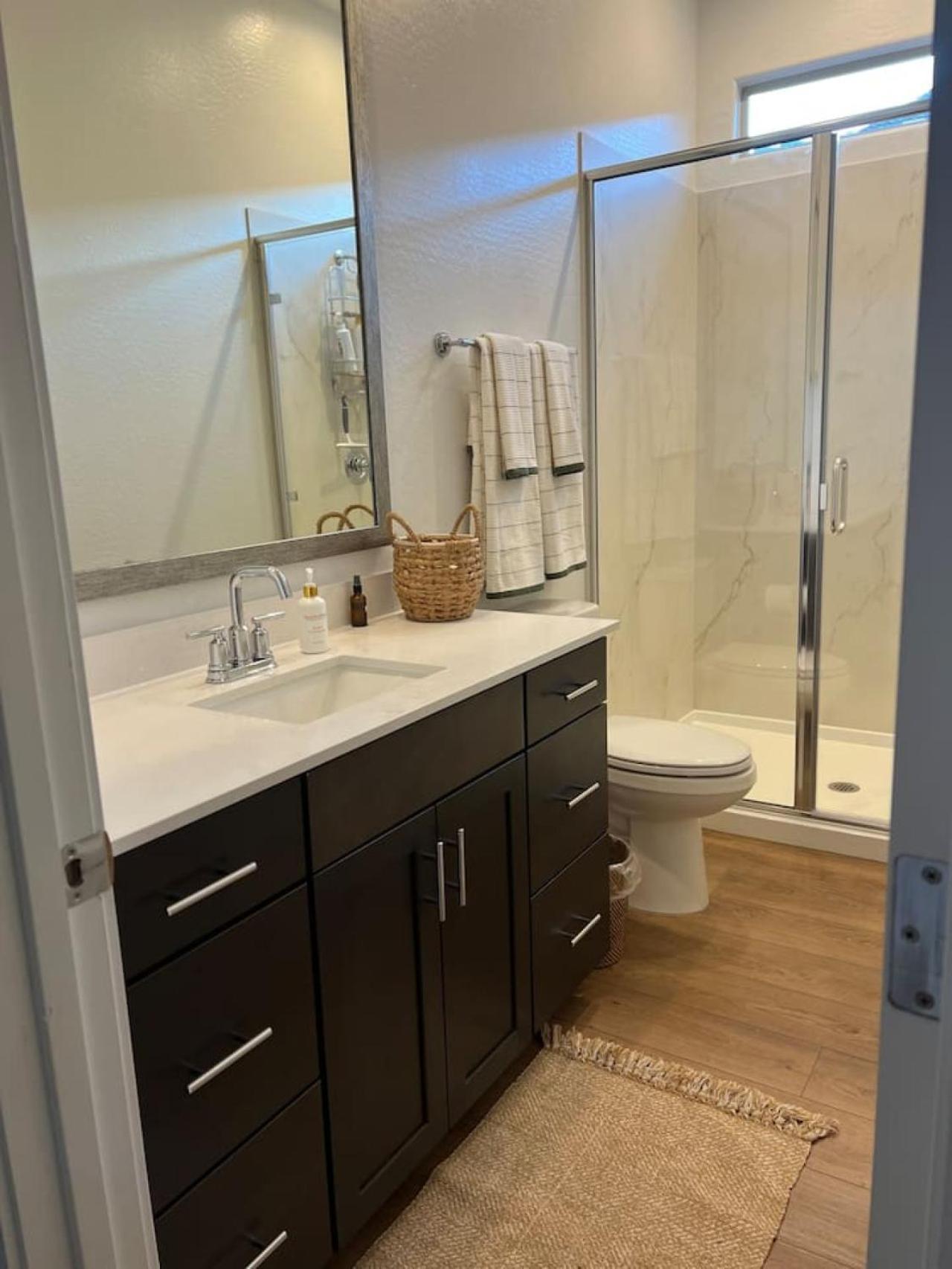 Luxury 1 Bedroom Casita With Private Yard, Garage And Wd